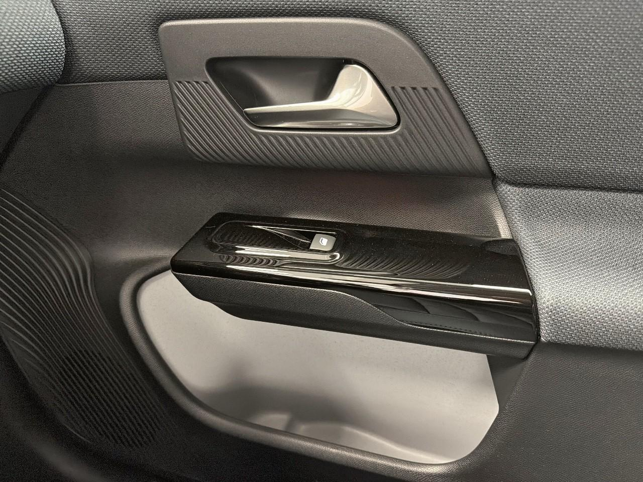Citroën C5 Aircross hybride 145 ch e-dcs6 max — photo 21