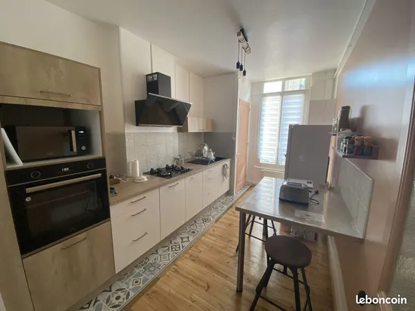 Appartement 2 pièces 64 m²