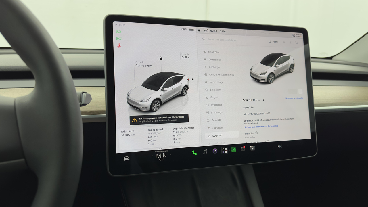 Tesla MODEL Y Standard RWD — photo 16