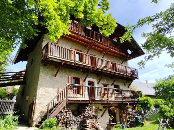 Maison de village dans hameau au calme