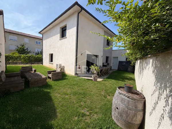 Maison 4 pièces 106 m²