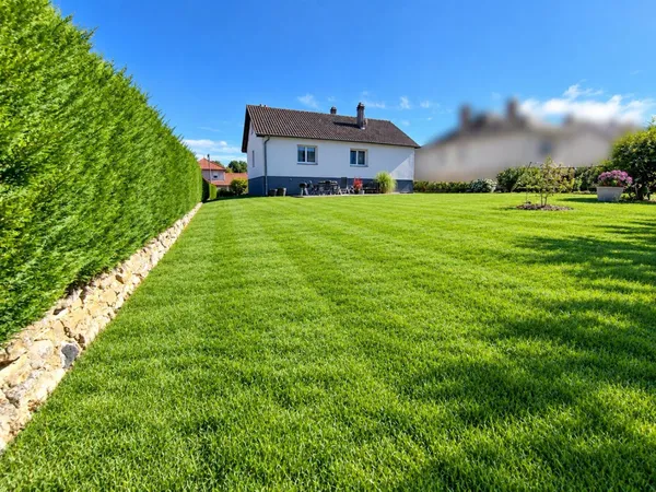 Maison individuelle, Quartier calme, grand jardin