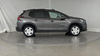 Peugeot 2008 1.2 PureTech 82ch E6.c Signature S&S — photo 4