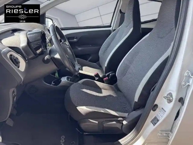 Toyota Aygo 1.0 vvt-i — photo 9