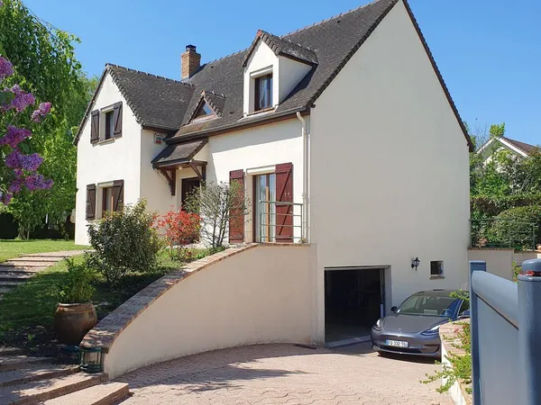 Maison 1 pièce 145 m²