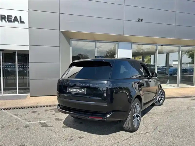 Land Rover Range Rover swb p550e phev awd — photo 13