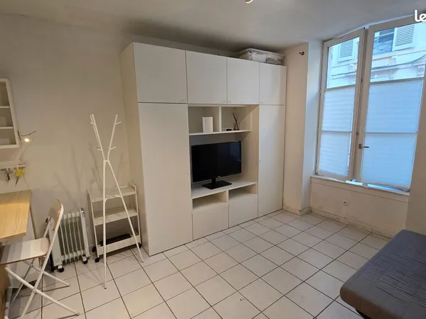 Pour étudiant - Au Calme - 18m2 meublés et équipés
