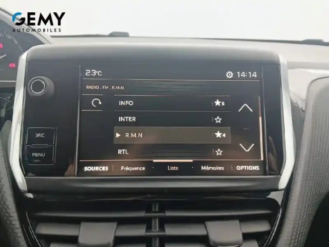 Peugeot 2008 1.2 puretech 82ch bvm5 — photo 13