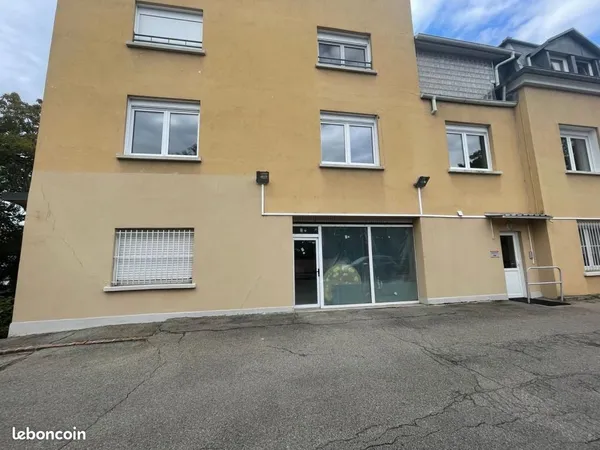 Bureaux 65 m²