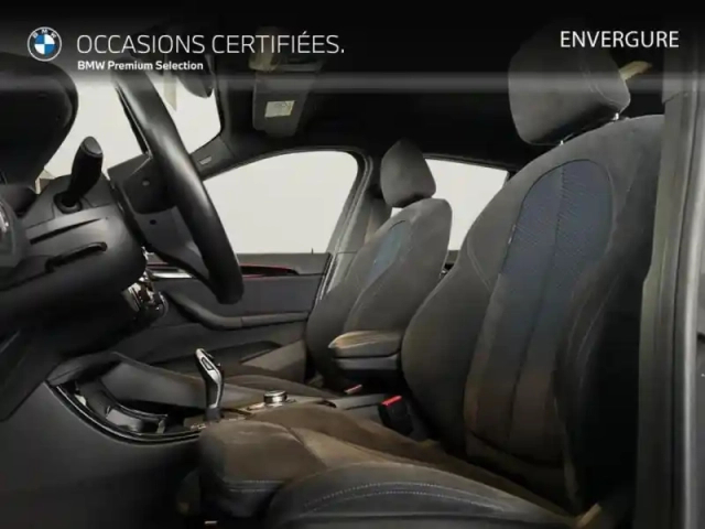 Bmw X1 sdrive18ia 140ch xline dkg7 — photo 4