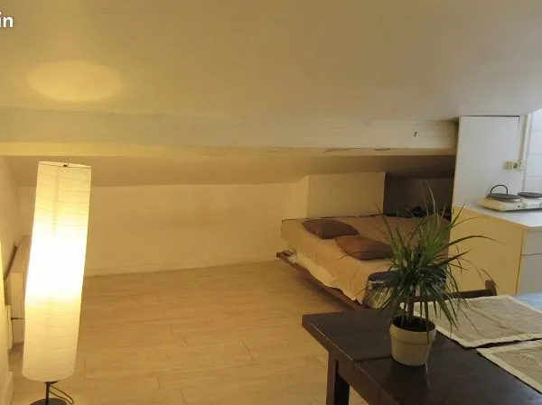 Studio meublé prox Jean Monnet