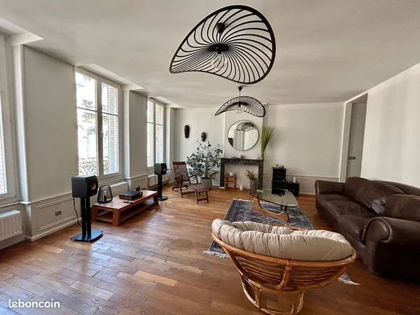 Appartement 3 pièces 103 m²