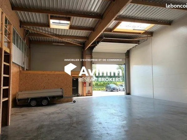 Local 460 m² Montivilliers