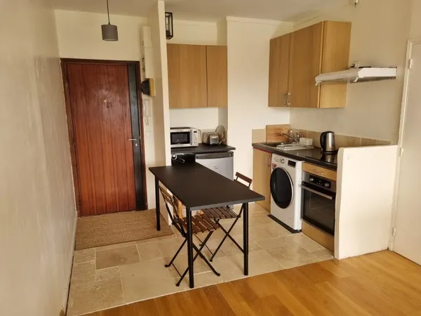 Loue meublé appartement T2 Le Chesnay