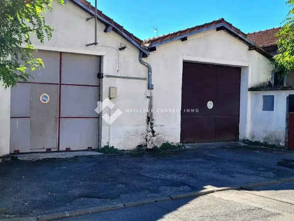 Local 312 m² Salindres