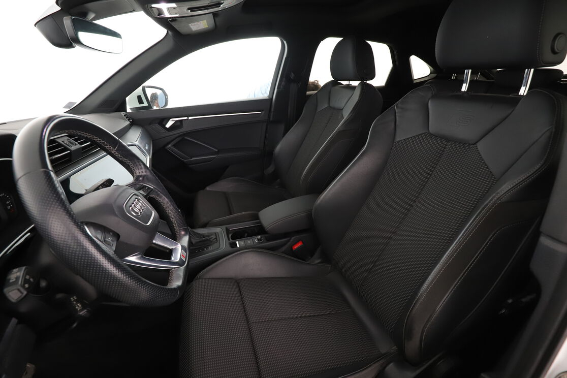 Audi Q3 Sportback 35 TDI S Line S Tronic 7 — photo 9