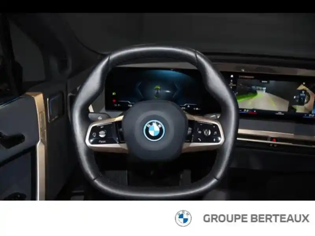 Bmw Ix m60 619ch — photo 11