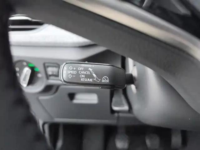 Skoda Scala 1.0 tsi evo 2 116 ch bvm6 — photo 13