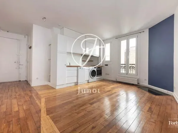 PARIS 18e - VILLA DAMREMONT / JULES JOFFRIN - Appartement à louer - 3 pièces vides - 49,14m² - 2 cha