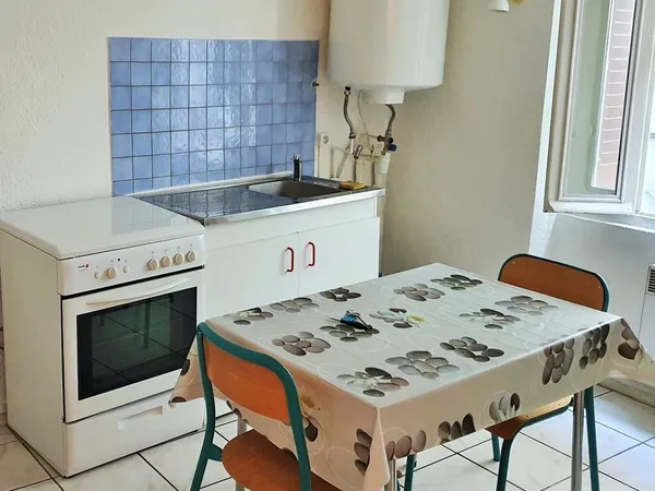 Appart 2 pièces, meublé, 26 m2, Tournon centre, coté cinéma