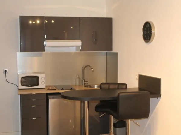 Studio Meublé - CARMES