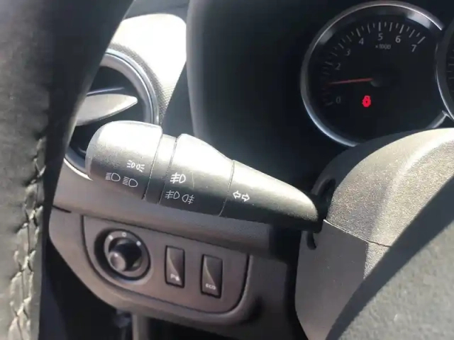 Dacia Sandero tce 90 e6c — photo 11