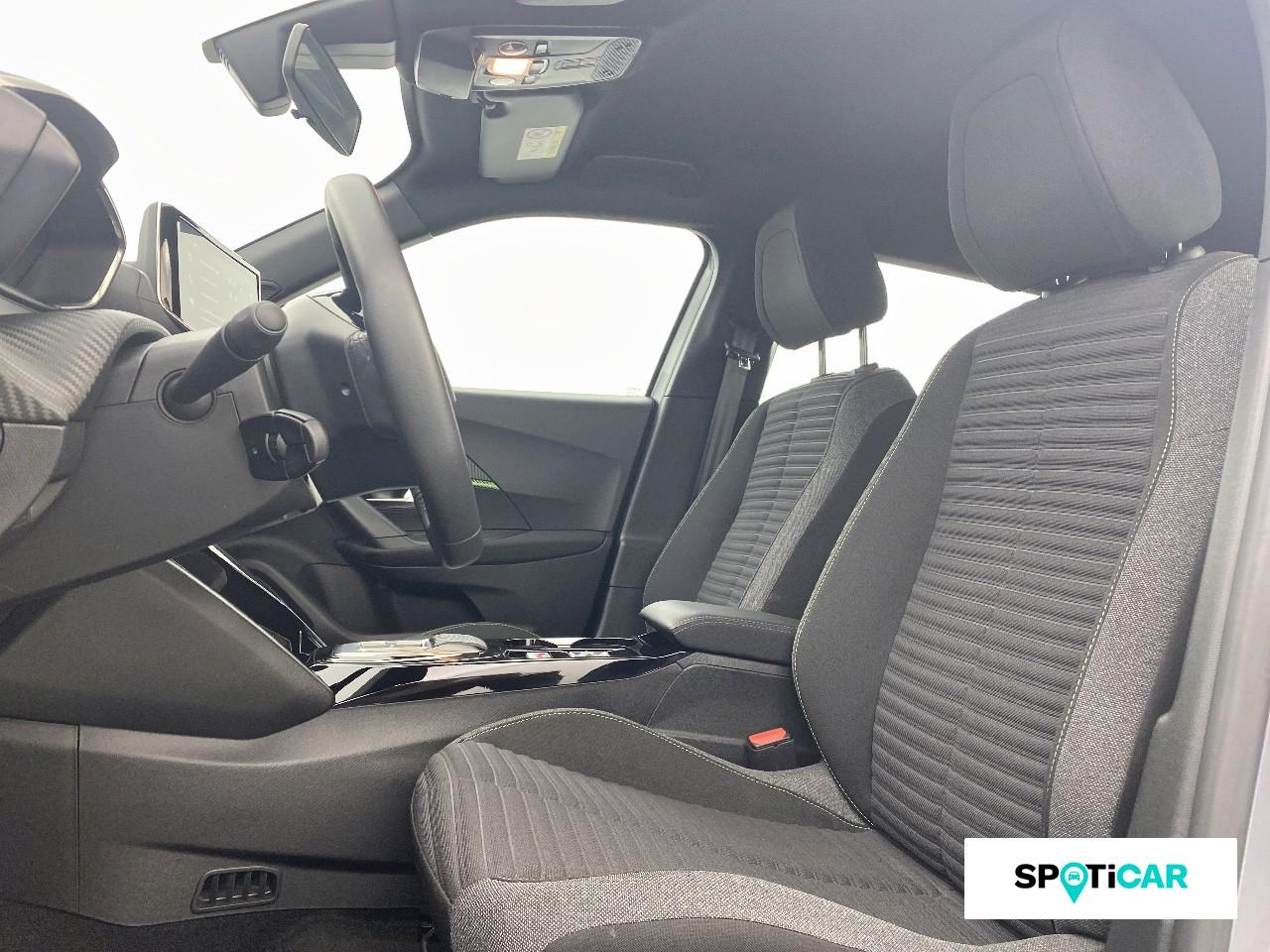 Peugeot 2008 e-2008 136ch active — photo 9