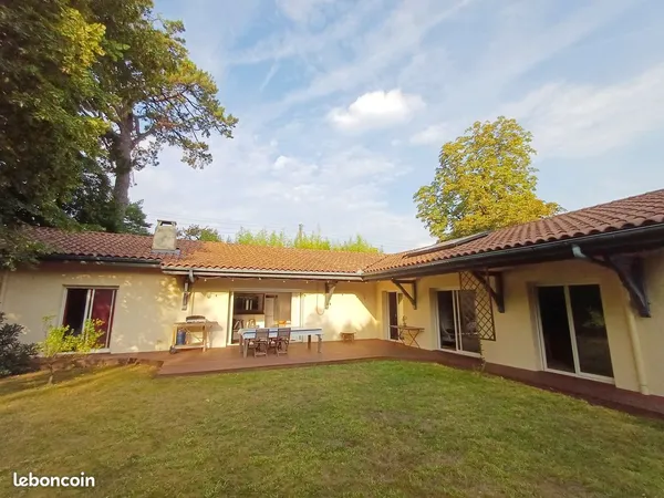 Maison 6 pièces 160m²