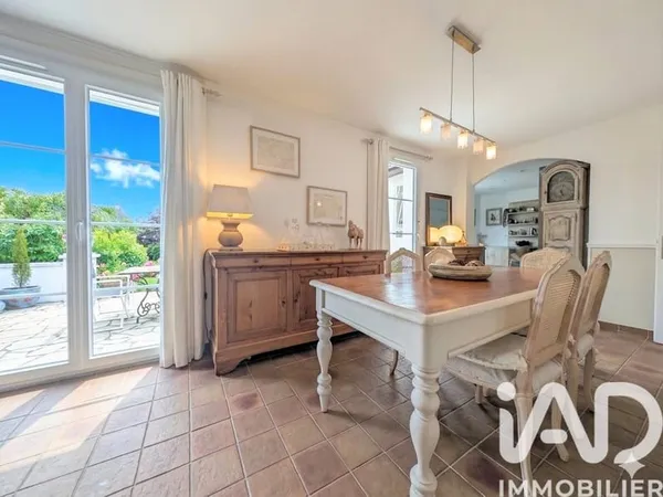 Maison 6 pièces 130 m²