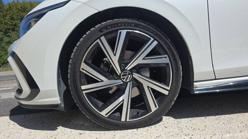 Volkswagen Golf 1.5 eTSI OPF 150 DSG7 - R-Line – 2021 – 89479 km – Hybride essence – Boîte Automatique — photo 9