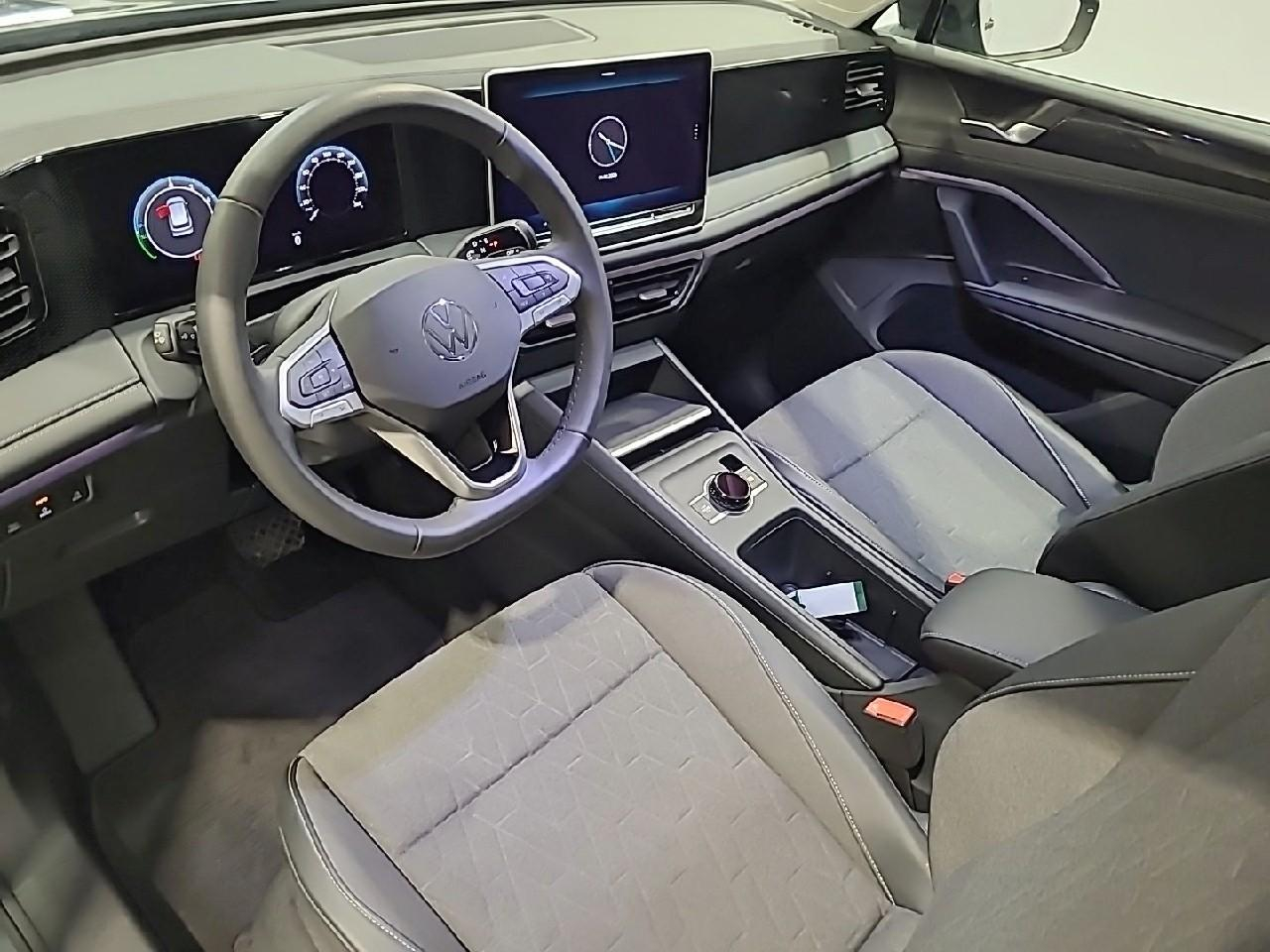 Volkswagen Tiguan 1.5 ehybrid 204ch dsg6 vw edition — photo 9
