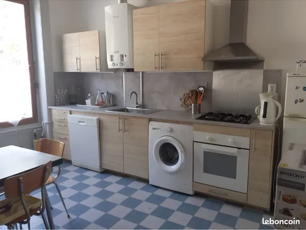 Loue appartement 70m² en colocation - Saint-Étienne
