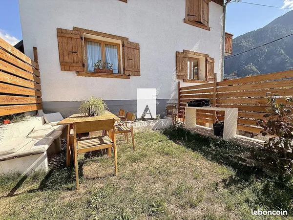 PASSY - T3 DUPLEX + JARDIN + HANGAR 60m²