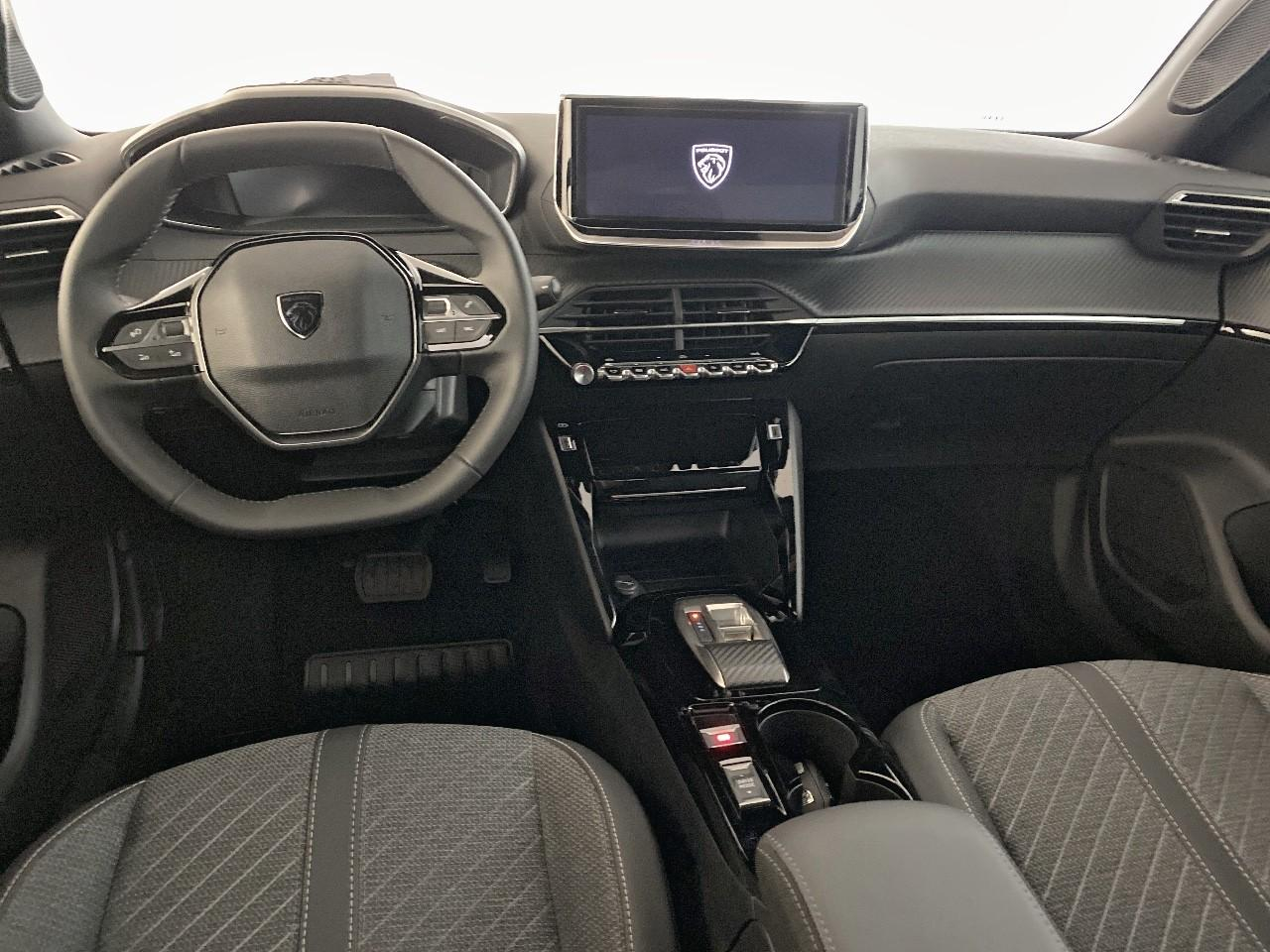 Peugeot 2008 hybrid 145 ch e-dcs6 allure — photo 8