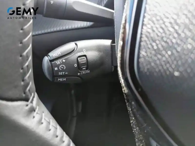 Peugeot 208 electrique 50 kwh 136ch — photo 15