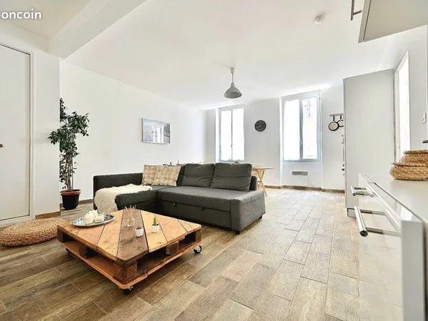 Type 2 meuble rue st Suffren