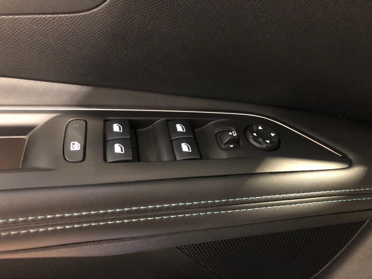 Peugeot 3008 hybrid 225 e-eat8 allure pack — photo 22