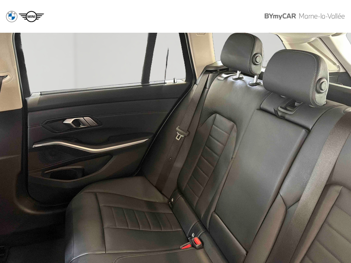 BMW Touring 320i 184 ch BVA8 — photo 36