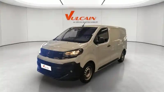 Opel Vivaro fgn taille m bluehdi 145 s&amp;s eat8