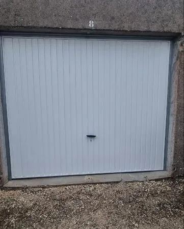 Garage à louer
