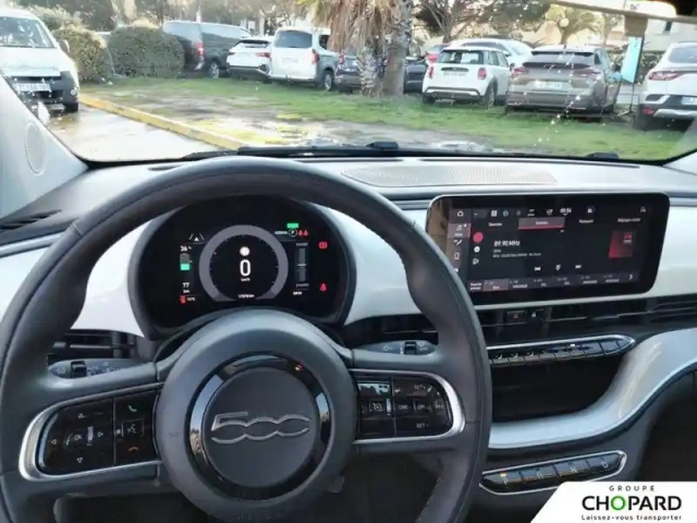 Fiat 500 c e 118 ch — photo 36