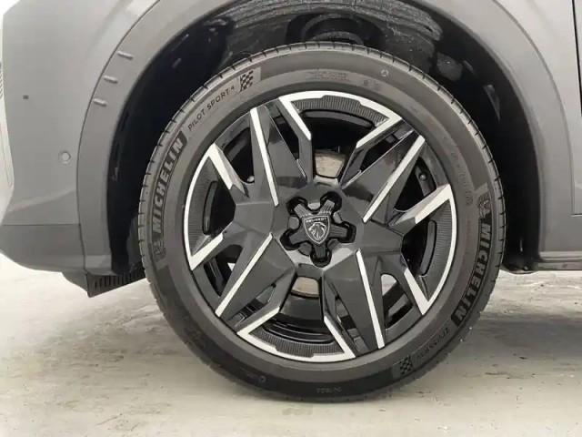Peugeot 3008 hybrid 136 e-dcs6 — photo 43