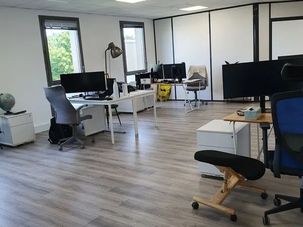 Plateau bureaux open-space à louer