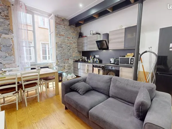 Chambre 5 pièces 75 m²