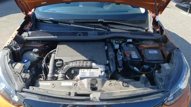 Peugeot 2008 puretech 130 s&amp;s eat8 — photo 52