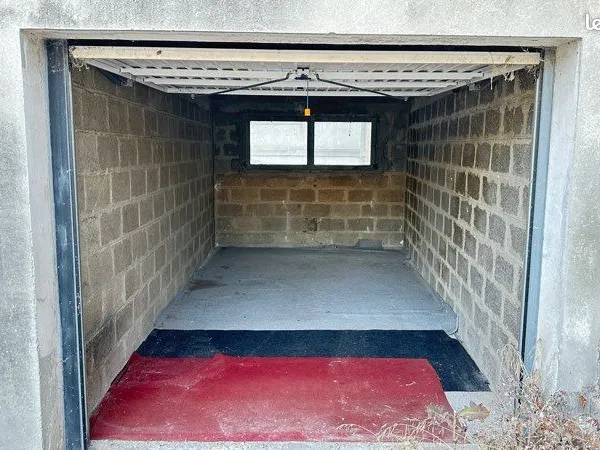Garage/box à louer - 27 rue de falaise - 120