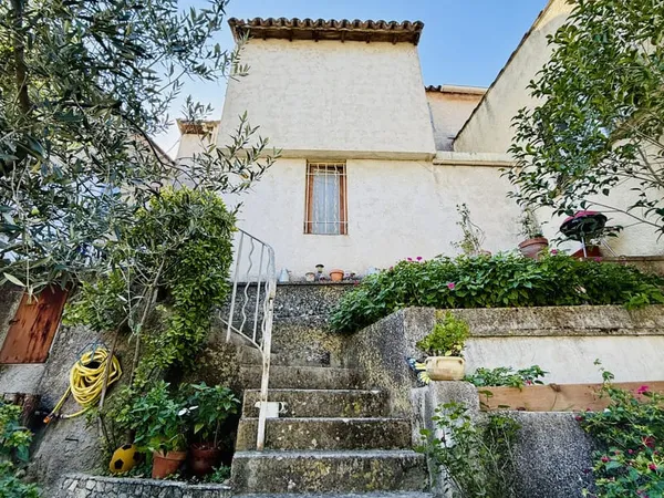 MAISON T3 avec Jardin