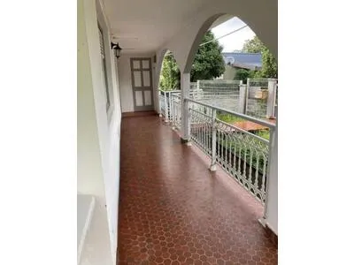 À vendre : Maison spacieuse de 187 m² à Morne Vert (97226) - Idéal pour le tourisme vert !