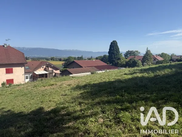 Terrain 782 m²