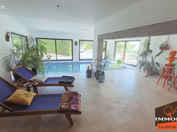 Propriété 7 pièces 406 m²